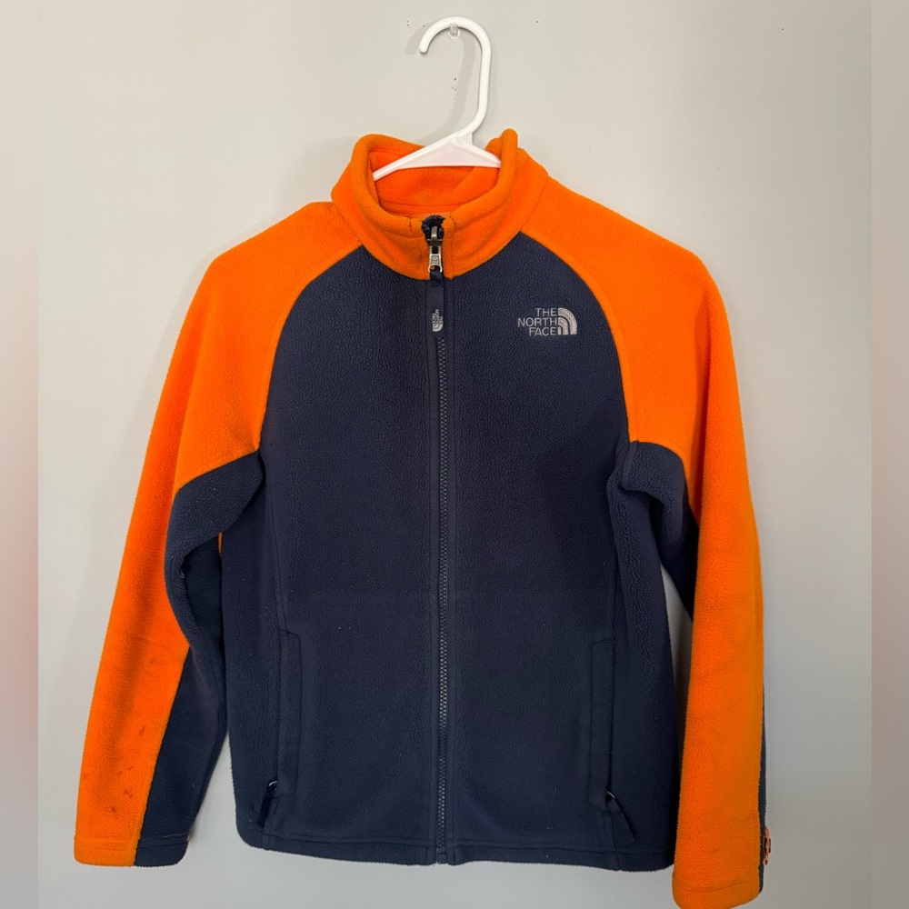 Kids North Face Fleece/Pullover. Youth Medium with zipper and pockets